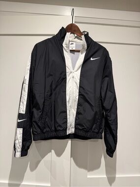 Nike Black and White Wind Breaker Jacket (Size S)